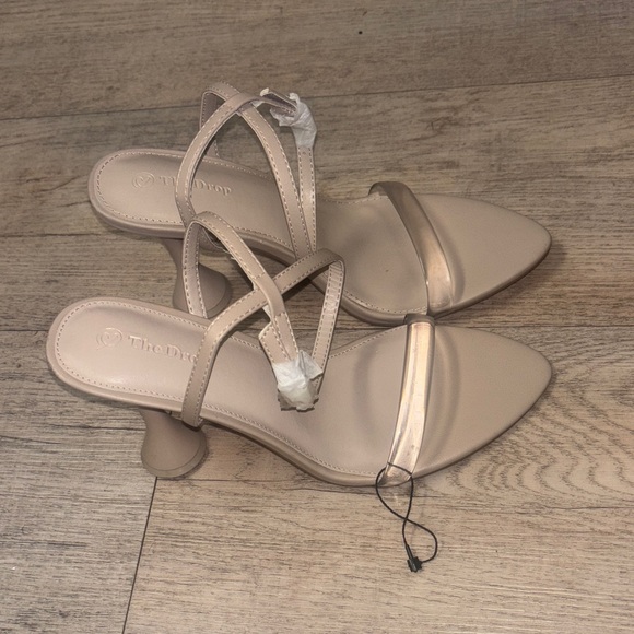 The drop Beige Strappy Heels - Picture 3 of 6